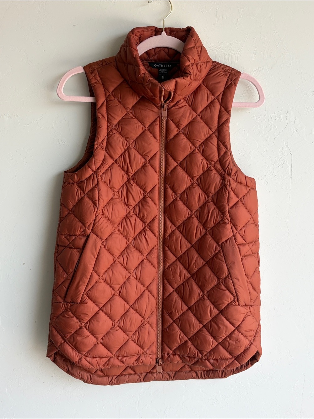 Athleta Whisper Featherless Puffer Vest Womens XS Rust Brown Quilted